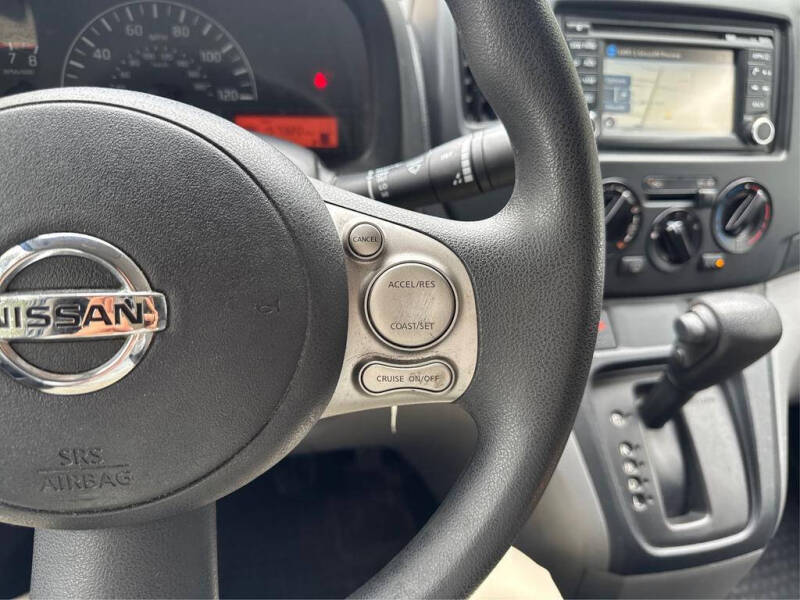 2015 Nissan NV200 SV