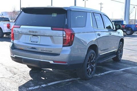 2025 GMC Yukon Elevation