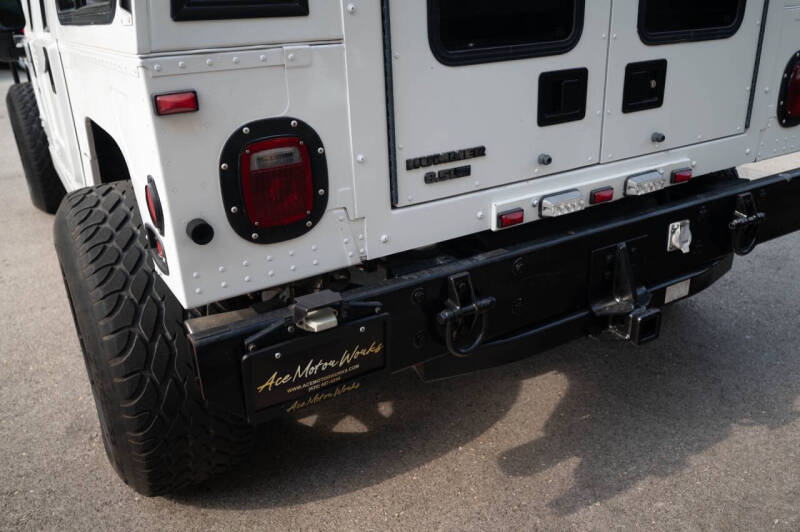 1999 AM General Hummer Wagon