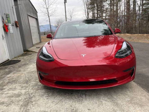 2023 Tesla 3 Performance