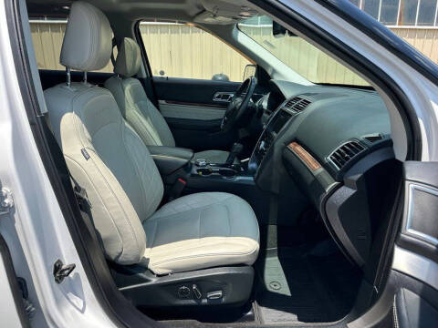 2018 Ford Explorer Platinum