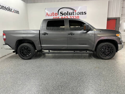 2015 Toyota Tundra SR5