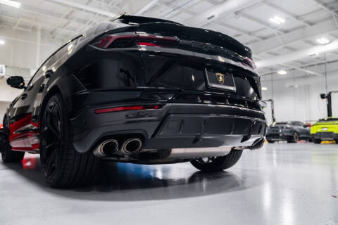 2024 Lamborghini Urus Performante