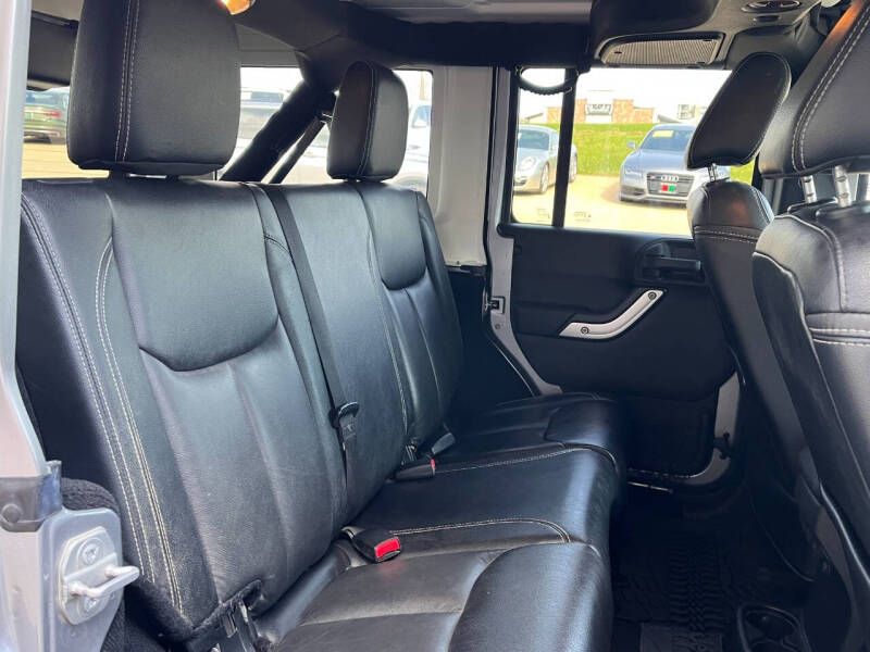 2015 Jeep Wrangler Unlimited Sahara