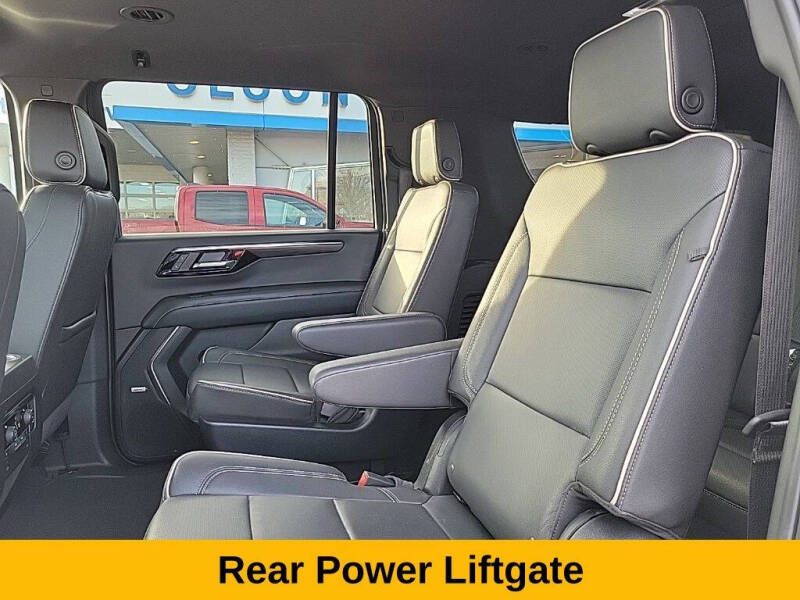 2025 Chevrolet Suburban Premier