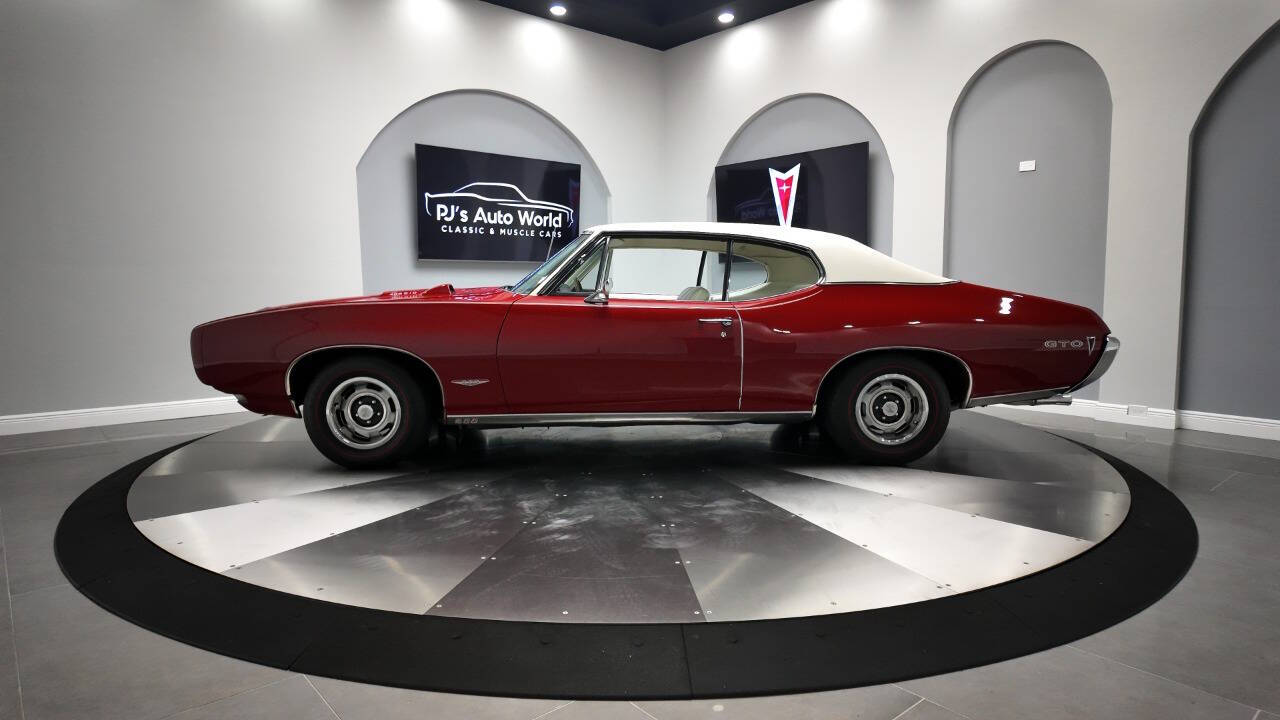 1968 Pontiac GTO 1