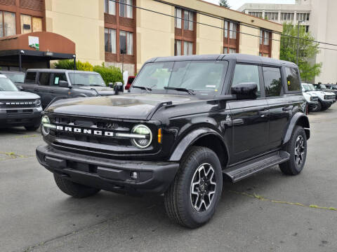 2026 Ford Bronco Outer Banks