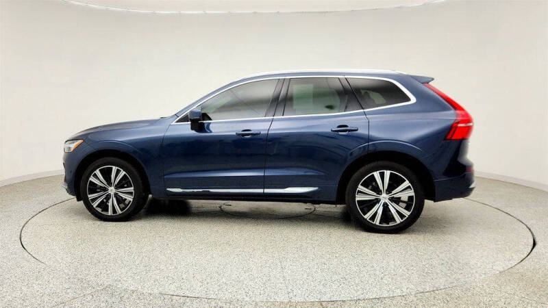 2022 Volvo XC60 B5 Inscription