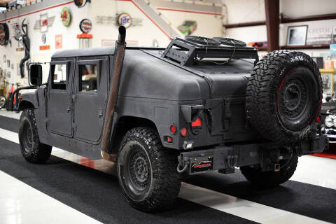 2004 AM General Hummer