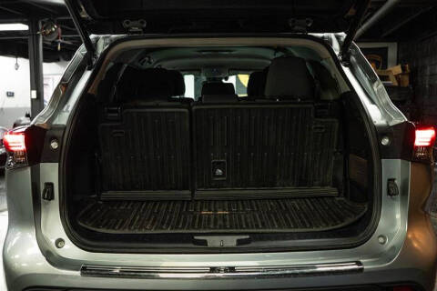 2020 Toyota Highlander Hybrid LE