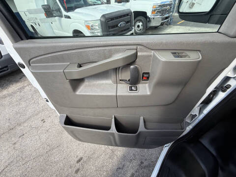 2018 GMC Savana 2500