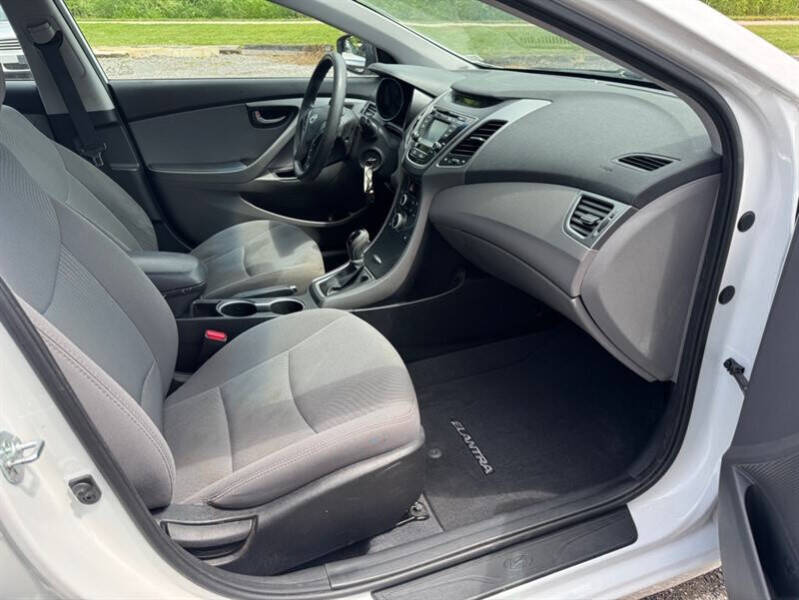 2014 Hyundai Elantra SE