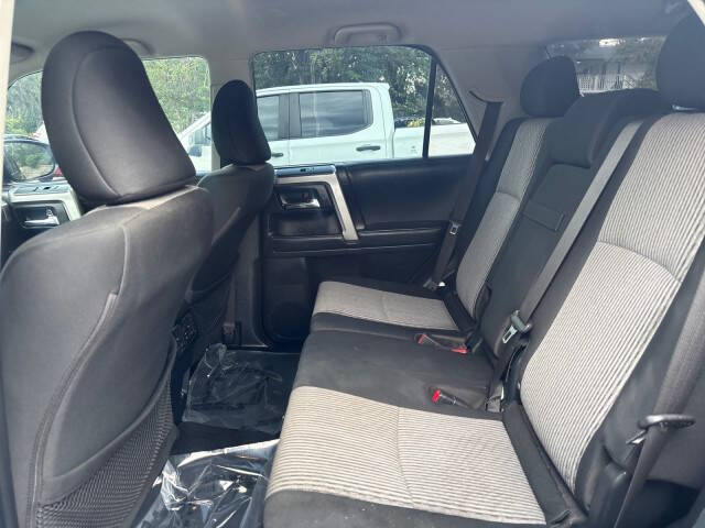 2022 Toyota 4Runner SR5