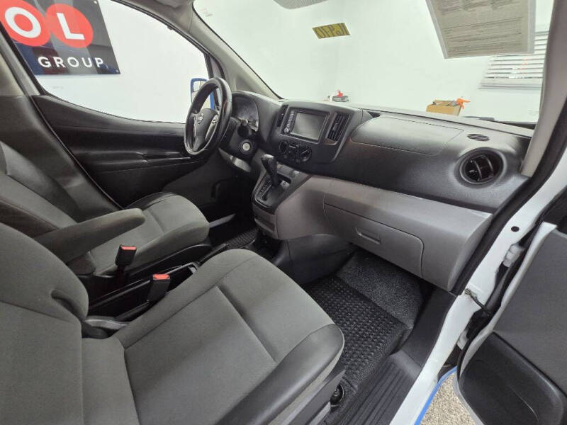 2021 Nissan NV200 S