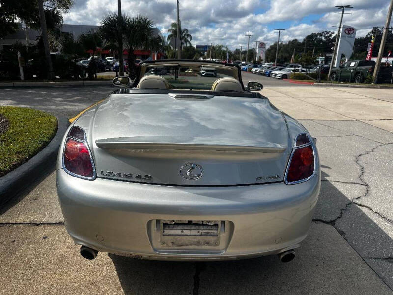 2004 Lexus SC 430