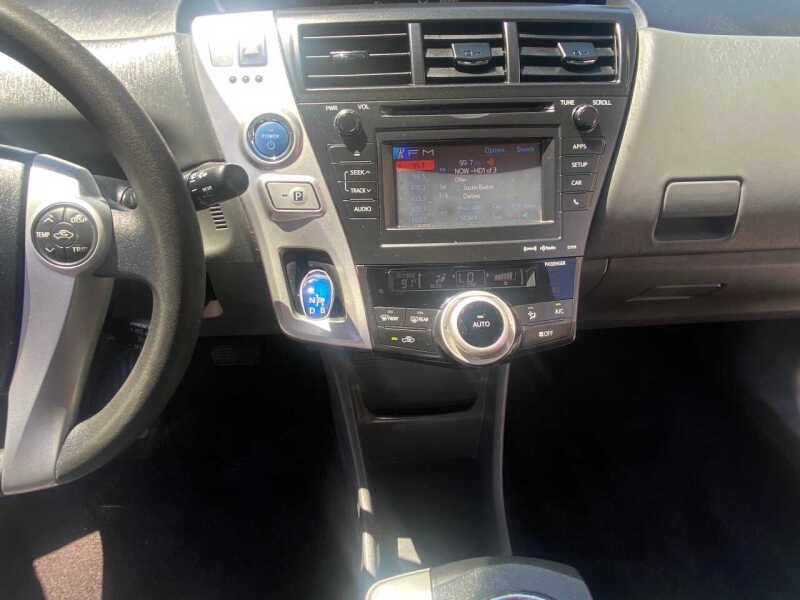 2012 Toyota Prius v