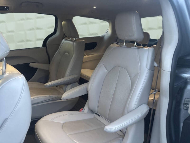 2021 Chrysler Pacifica Hybrid Touring L