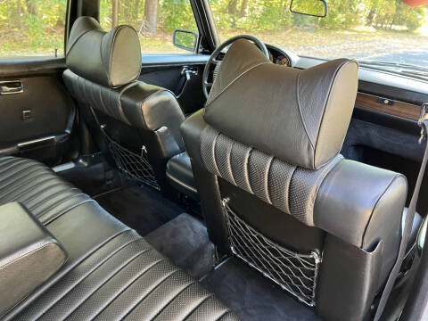 1975 Mercedes-Benz 400-Class