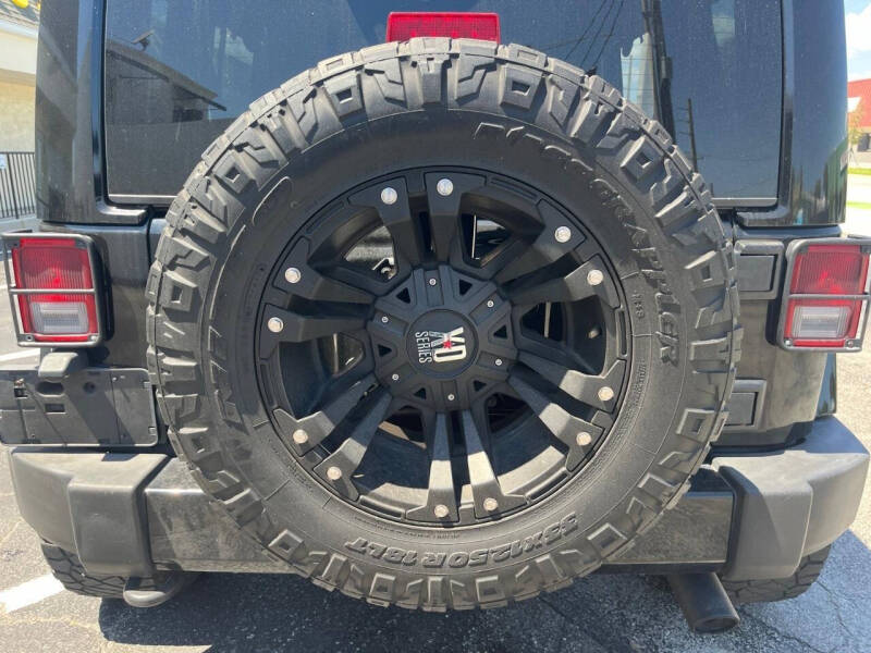 2012 Jeep Wrangler Unlimited Sahara