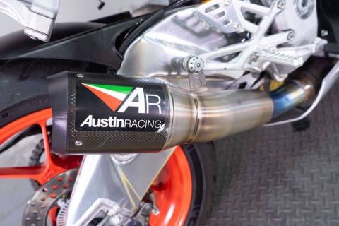 2017 Aprilia RSV4