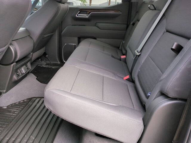 2026 GMC Sierra 1500 Elevation Standard