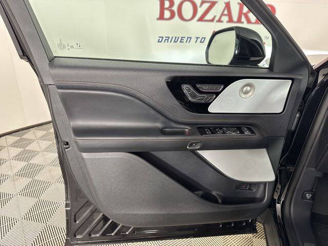 2025 Lincoln Aviator Black Label