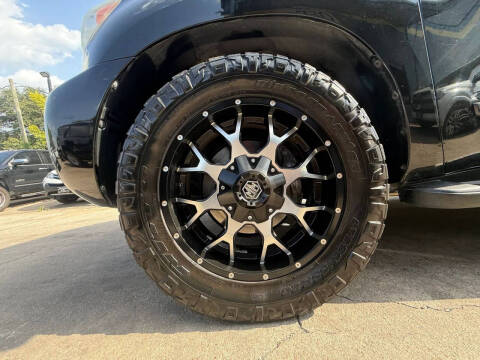 2013 Toyota Sequoia SR5