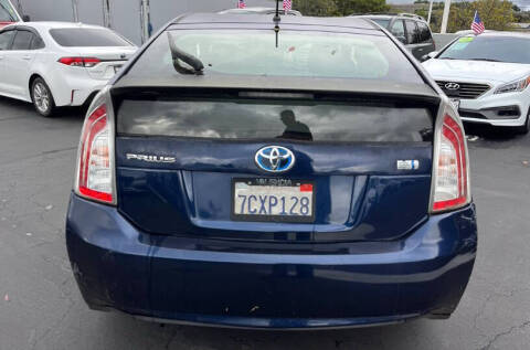 2013 Toyota Prius Two