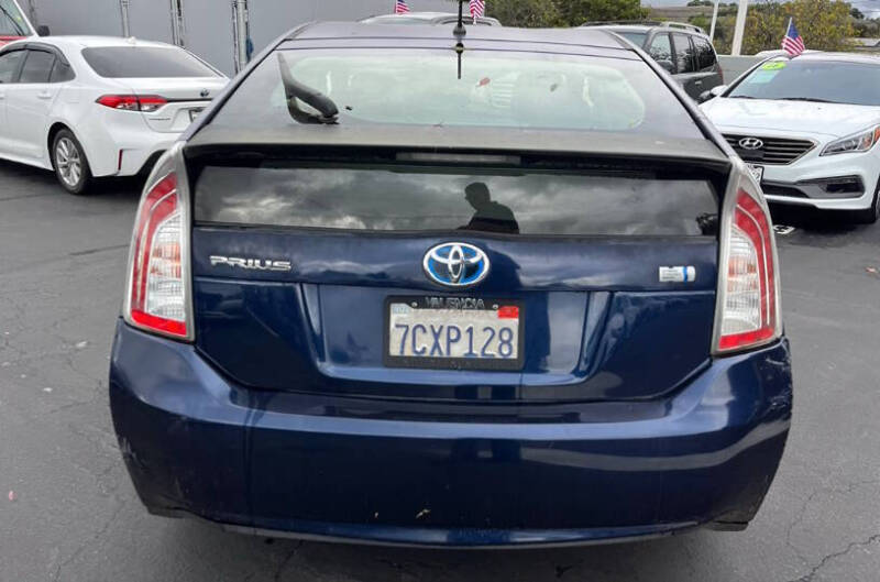 2013 Toyota Prius Two