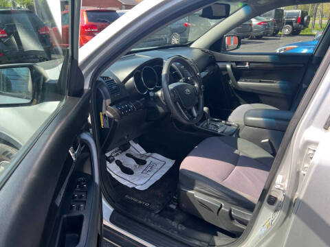 2012 Kia Sorento LX