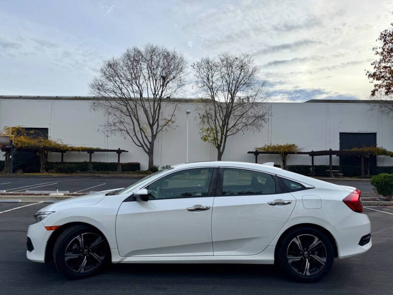 2018 Honda Civic Touring