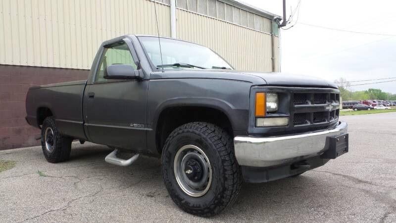 1998 Chevrolet C/K 1500 Series for sale at Car $mart in Masury OH