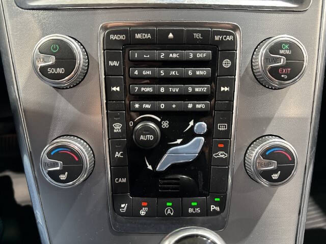 2017 Volvo XC60 T6 Dynamic