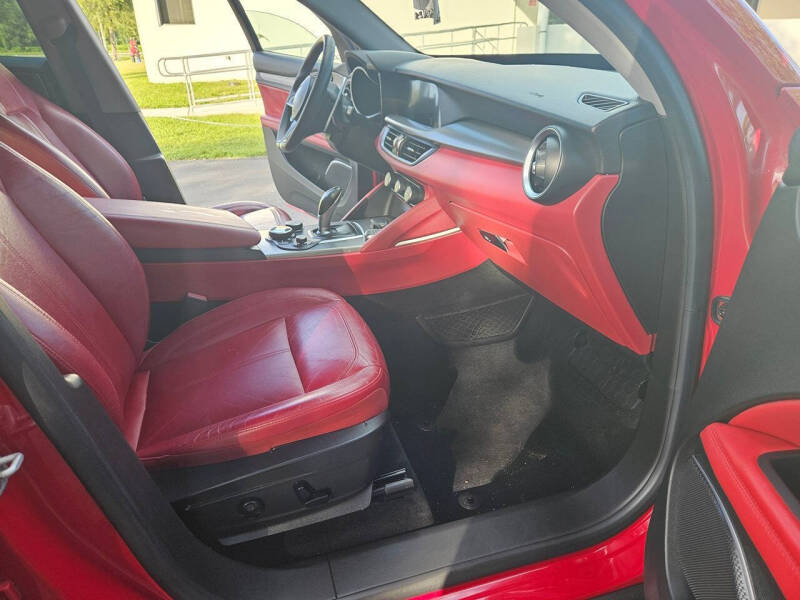 2018 Alfa Romeo Stelvio Sport