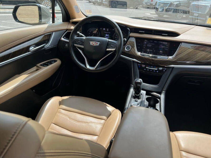 2022 Cadillac XT6 Premium Luxury