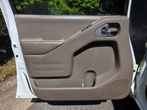2016 Nissan Frontier Desert Runner