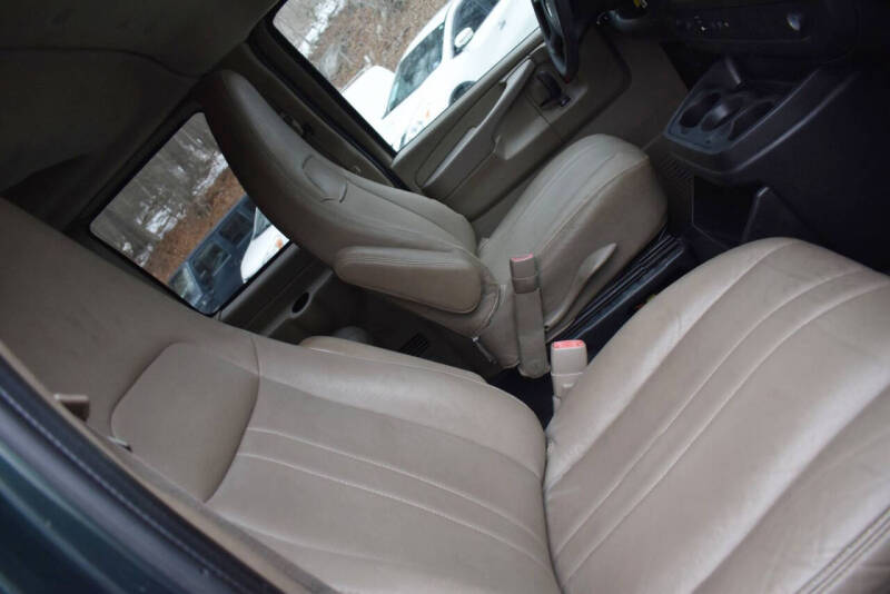 2012 GMC Savana LS 2500