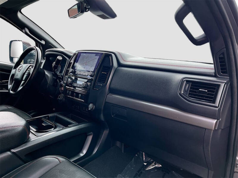 2024 Nissan Titan XD