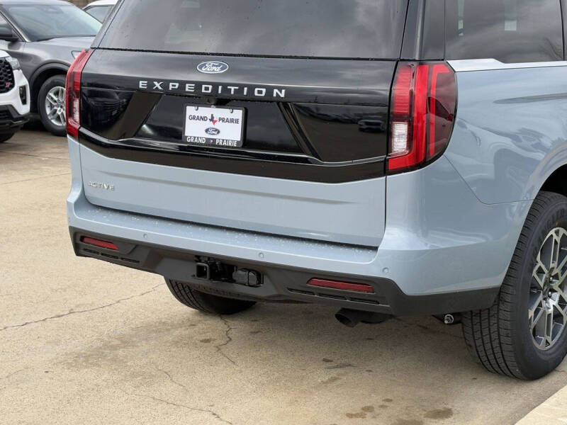 2026 Ford Expedition Active