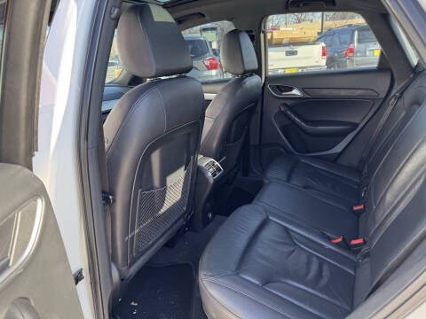 2017 Audi Q3 2.0T Premium Plus