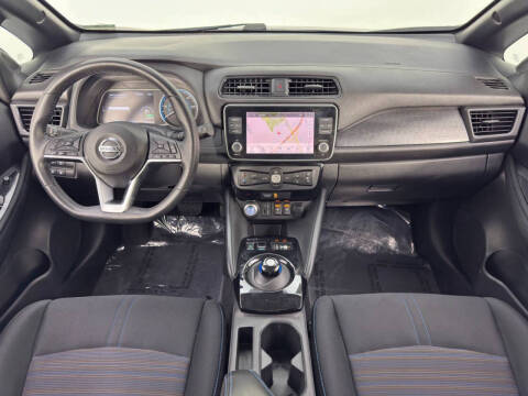 2021 Nissan LEAF SV