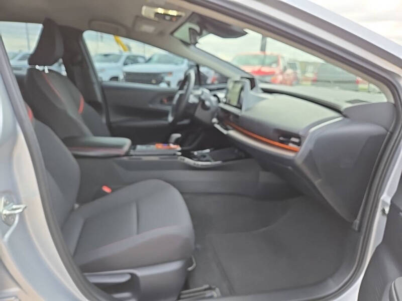 2026 Toyota Prius Plug-in Hybrid SE