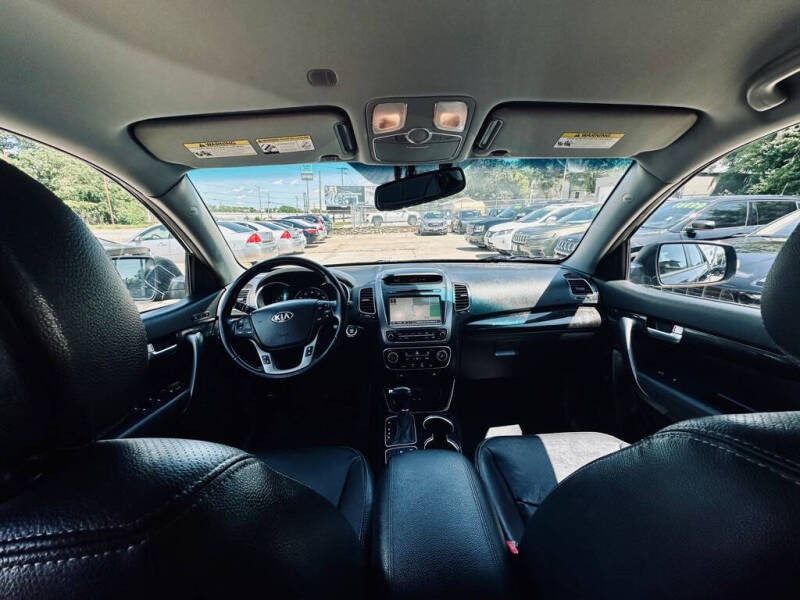 2014 Kia Sorento LX