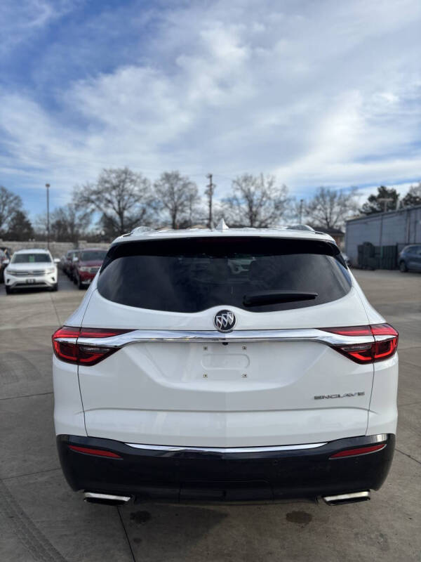 2019 Buick Enclave Essence