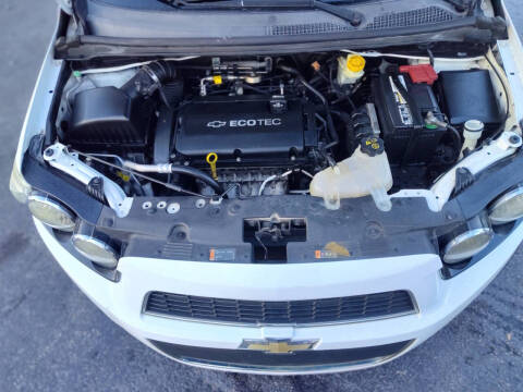 2015 Chevrolet Sonic LT Auto