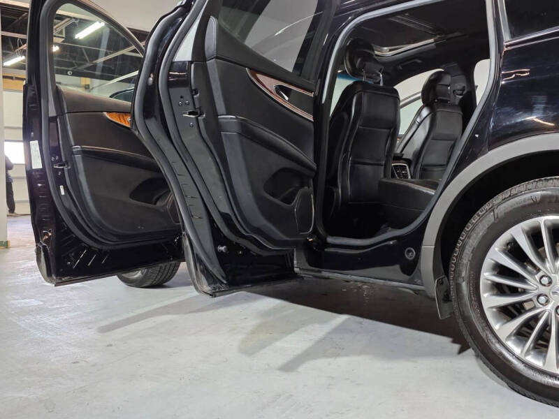 2016 Lincoln MKX Select