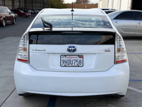 2010 Toyota Prius II