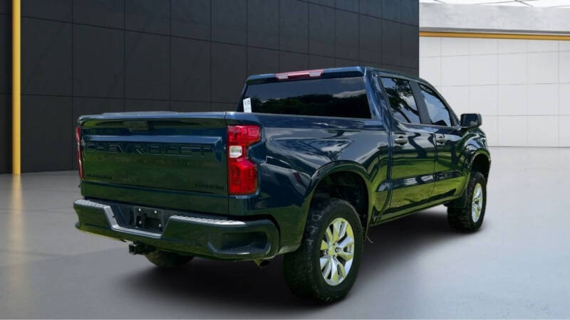 2023 Chevrolet Silverado 1500 Custom