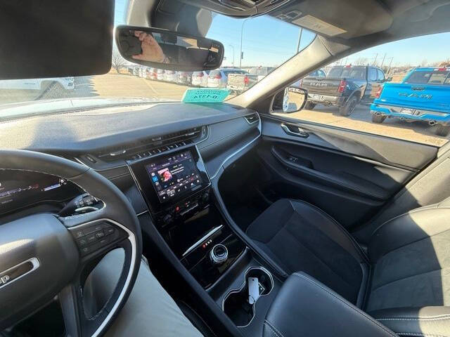 2024 Jeep Grand Cherokee L Altitude