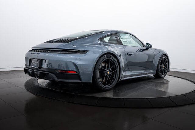 2026 Porsche 911 Carrera GTS
